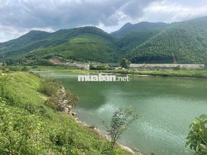 1000m biêt thu vew sông. hoà tiến.  thich hơp mở nhà hàng. biêt thự vv