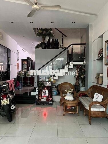 bán nhà đang ở Khu Tên Lửa - 12.8tỷ