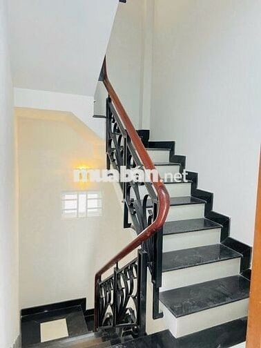 BÁN NHÀ HỢP ĐỒNG THUÊ SẴN, HXH PHAN CHU TRINH, 23M², 2 TẦNG, 4.725 TỶ