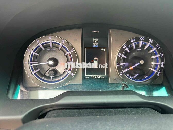 Toyota Innova 2.0G 2018 - 132000km