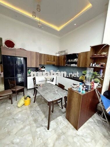 BÁN NHÀ CẤP 4 - ĐƯỜNG B3 - THÔN 6 - CƯ ÊBUR (cũ)