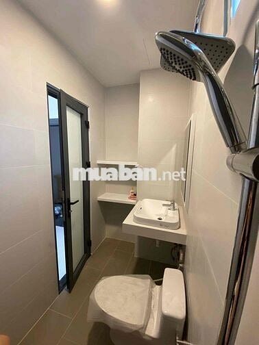 Căn Hộ Studio Ban Công 22m2 - Thang Máy - Khu Ẩm Thực Phan Xích Long