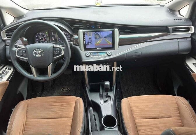 Toyota Innova 2.0G 2018 - 132000km