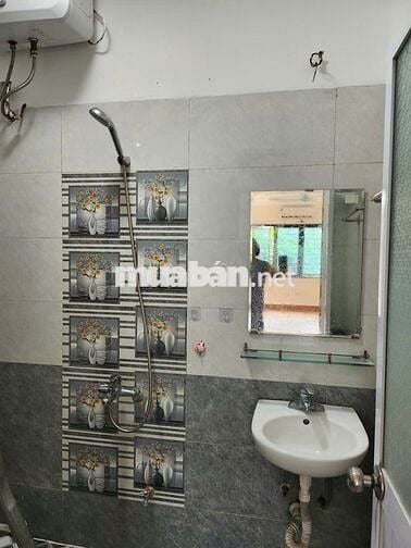 Phòng trọ mới xây, 40m, riêng biệt, đầy đủ tiện nghi - tại phố 8-3