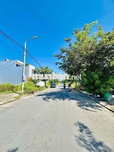 Cần Bán 4lô đất Ngũ Hành Sơn-đường Trung Hoà 1 sát cầu Khuê Đông-đẹp!
