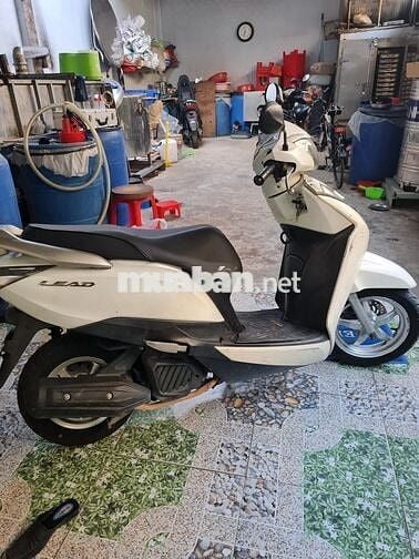Xe chính chủ ít đi cần bán