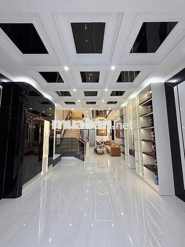 NHÀ PHỐ 3 TẦNG KIẾN TRÚC TÂN CỔ ĐIỂN SANG TRỌNG - TRỤC CHÍNH ĐƯỜNG D1