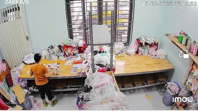 CẦN TUYỂN NỮ THỢ CẮT, LƯƠNG THỎA THUẬN CAO.