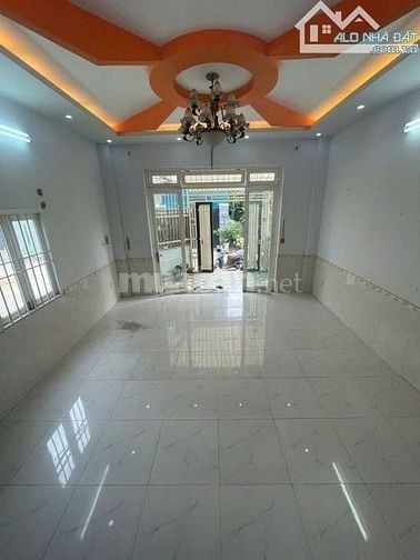 Chính chủ cần bán căn nhà đường Đình Phong Phú gần chợ Tăng Nhơn Phú B