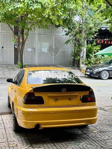 BMW 3 Series 2005 , 325i . odo 888888