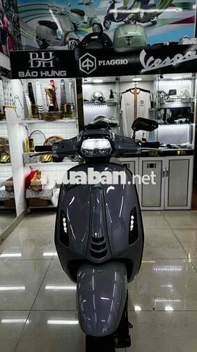 Vespa 2022 Xám so mămg Ánh hồng  chính chủ