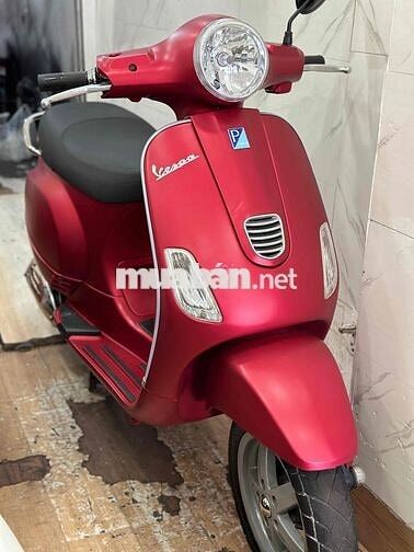 Piaggio Vespa LX125 3Vie 2014 . BSTP