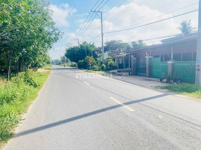 6x34 có thổ. đường bê tông thông. Gần cổng KCN. Hơn 500tr