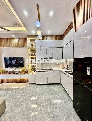 Bán nhà gần ngay Felizhome, ô tô, kinh doanh, 38m2, 5T, nhỉnh 8 tỷ