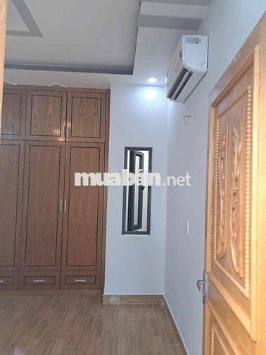 cho thuê nhà 1/ đs 4 p16(4m x 13m ) trệt , 2 lầu , 3pn , 3wc 1p thờ