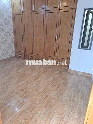 cho thuê nhà 1/ đs 4 p16(4m x 13m ) trệt , 2 lầu , 3pn , 3wc 1p thờ