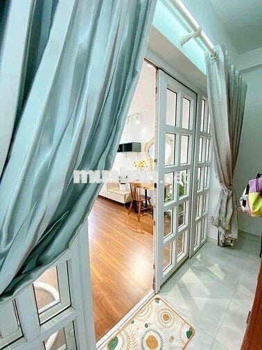 CHO THUÊ CĂN HỘ CAO CẤP NGAY TRUNG TÂM BTHANH