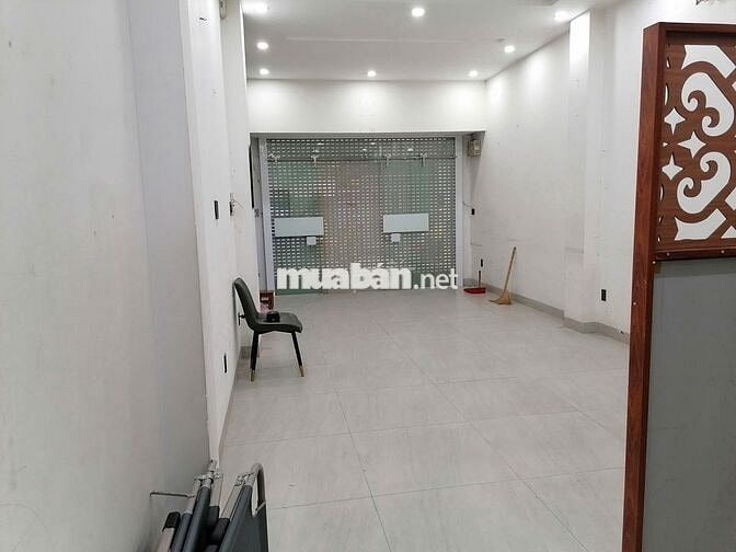 CHO THUÊ BIỆT THỰ TÂN PHÚ . MẶT TIỀN ĐƯỜNG LỚN .