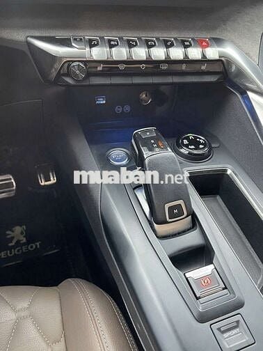 Peugeot 3008 2022 GT Line 1.6Turbo,màu xám,48000km
