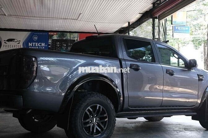 Ford Ranger 2020 XLS như mới-sơn zin nguyên xe