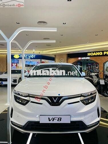 VINFAST VF8 2025