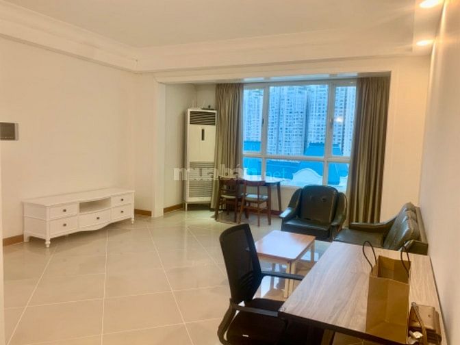 Cho thuê căn hộ 2 phòng ngủ 98m tại The Manor cách Q1- 5 phút
