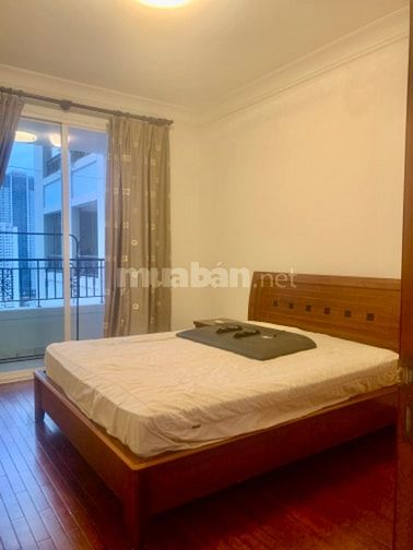Cho thuê căn hộ 2 phòng ngủ 98m tại The Manor cách Q1- 5 phút