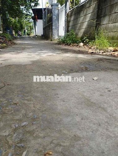 cần bán lô đất vĩnh phú 38a. DT 112m2 có 70m thổ cư đường xe hơi
