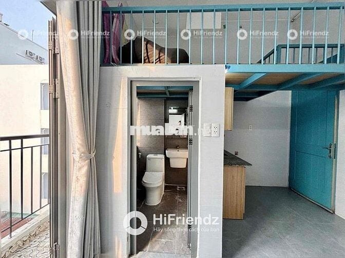 GẤP CẦN NHƯỢNG MỘT CHDV VIEW BAN CÔNG FULL NỘI THẤT CẠNH ĐH CÔNG THU