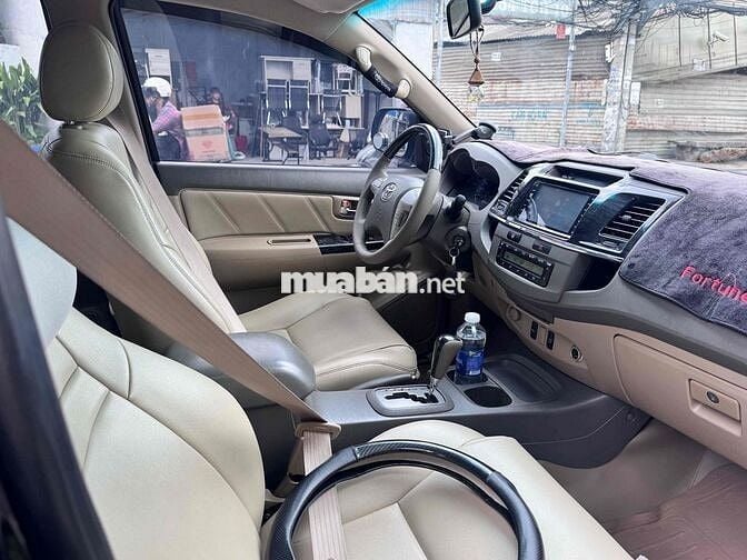 Toyota Fortuner 2013 2.7V 4x4 - 100000 km