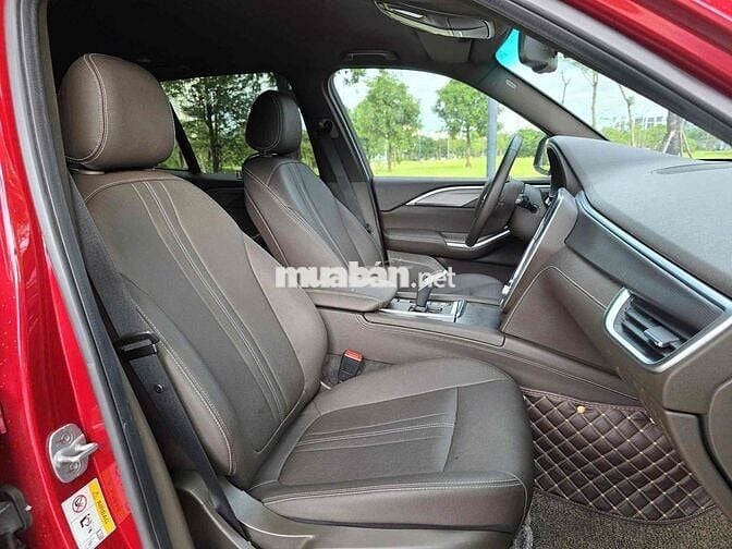 VinFast Lux SA2.0 2020 Plus 2.0 AT - 40000 km