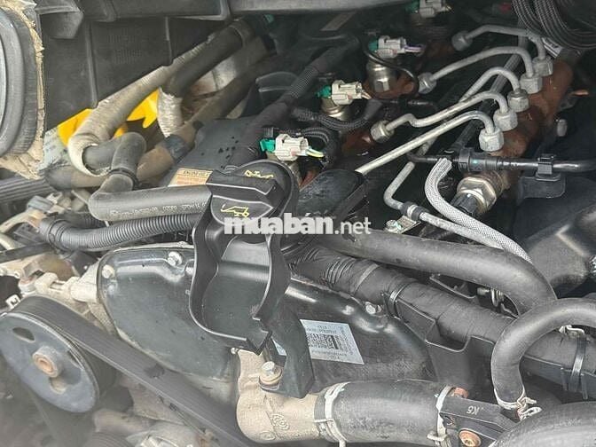 Ford Transit 2016 - 400000 km. 16chổ .máy zin 100%