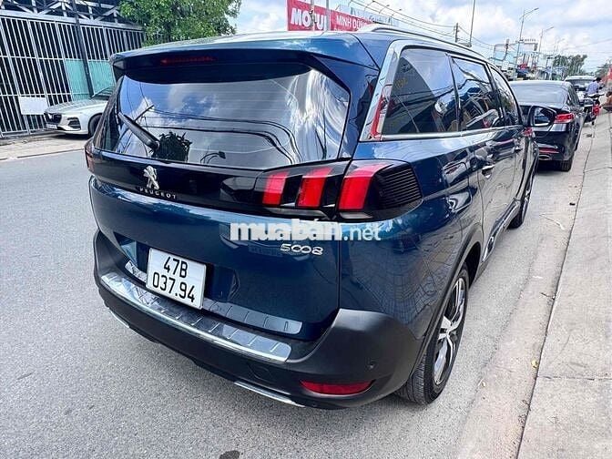 Peugeot 5008 2018 1.6L Turbo - 79000 km