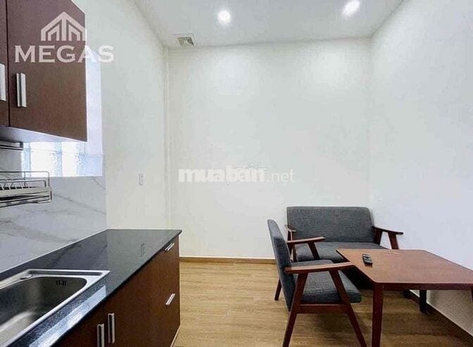 Cho Thuê Căn Hộ 1PN Bancol Lớn Ngay VinCom Nguyễn Xí