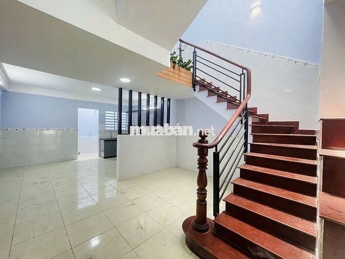 Chính chủ kẹt vốn bán gấp nhà 1T1L Thoại Ngọc Hầu TP 1T380tr / 57,21m2