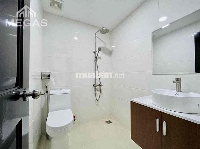 Cho Thuê Căn Hộ 1PN Bancol Lớn Ngay VinCom Nguyễn Xí