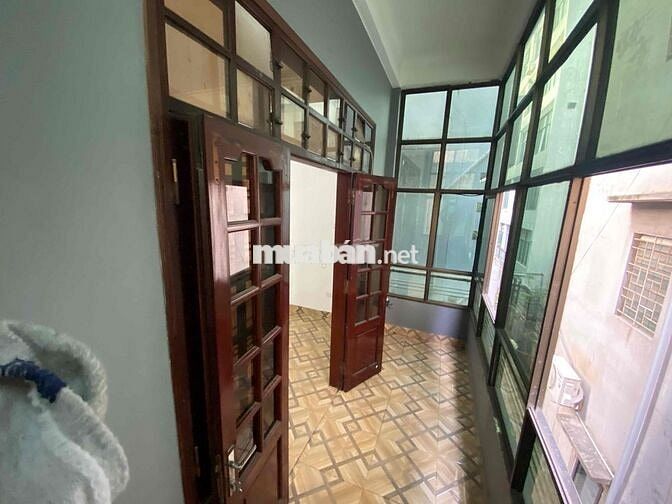 Phòng 33m2 Lê Duẩn Đống Đa (gần Bách Kinh Xây)