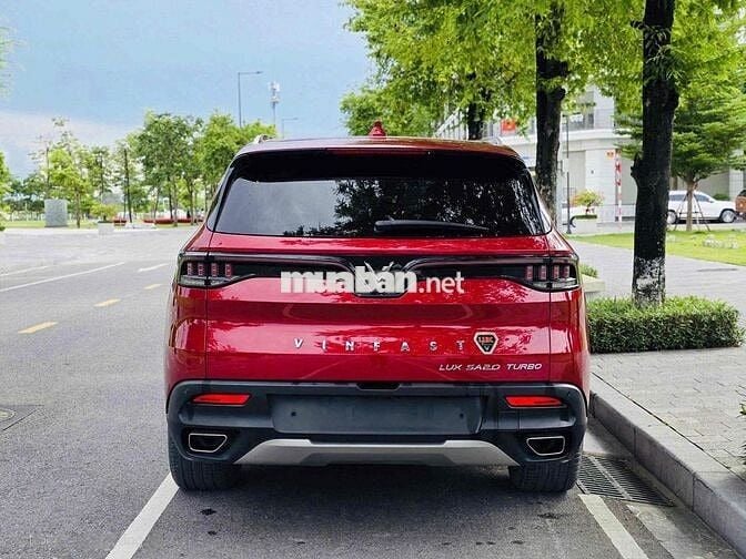VinFast Lux SA2.0 2020 Plus 2.0 AT - 40000 km