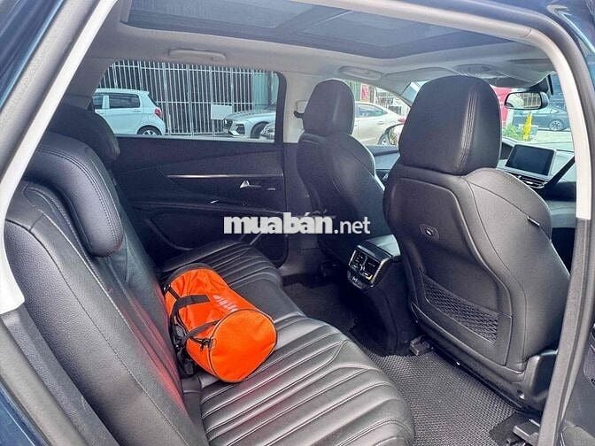 Peugeot 5008 2018 1.6L Turbo - 79000 km