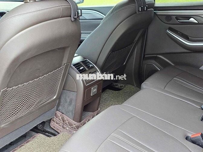 VinFast Lux SA2.0 2020 Plus 2.0 AT - 40000 km