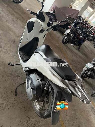 Em Mẹ Bỉm cần bán xe Sh Em lái mua xe điện nhẹ