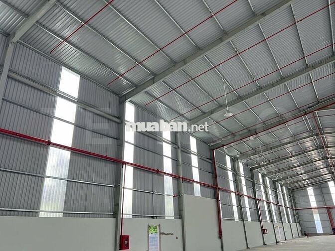 Kho xưởng 4.200m² có PCCC tự động và điện ba pha, đường Quốc Lộ 61C
