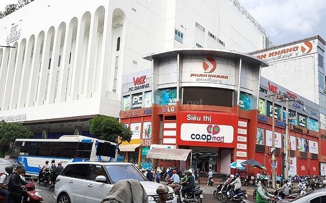 Mặt tiền đường Hoàng Văn Thụ chính chủ - DT: 4x10m, giá chỉ 12.5tr/th