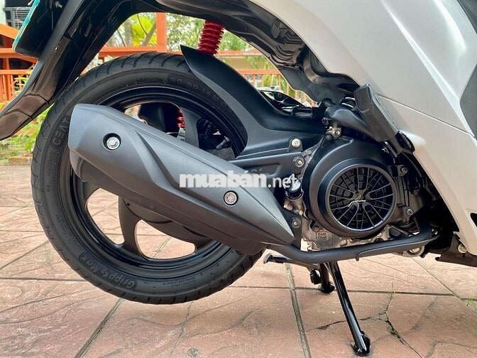 Honda VISION 2021 SMARTKEY Trắng Sporty