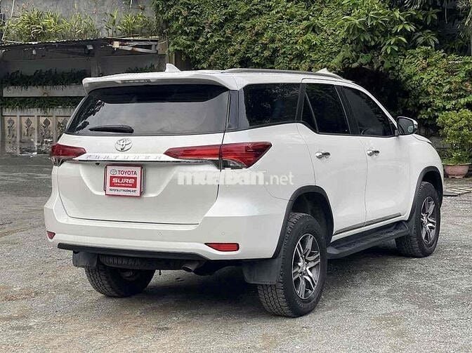 Toyota Fortuner 2022 2.4 4x2 AT - 44537 km