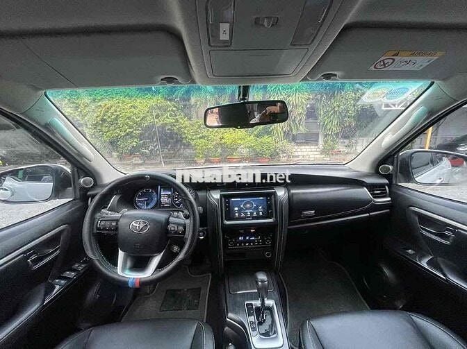 Toyota Fortuner 2022 2.4 4x2 AT - 44537 km