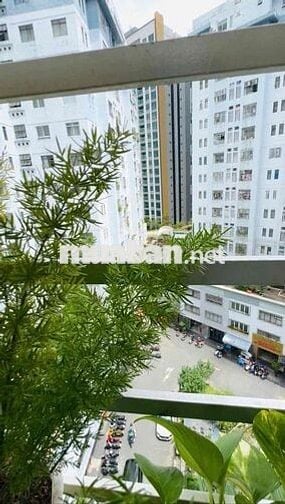 🚘🚨THƠM KÈO GÕ CỬA CC SỐ 1 TÔN THẤT THUYẾT - VỊ TRÍ Ở NGAY BẾN VÂN ĐỒN