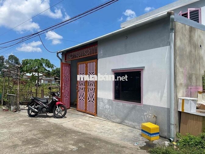 Bán nhà Hoà Tiến Đà Nẵng 150m (7x22) 5 pn cách dt605 chỉ hơn 200m