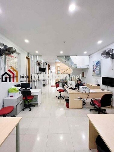 CHO THUÊ VĂN PHÒNG ĐẦY ĐỦ TIỆN NGHI