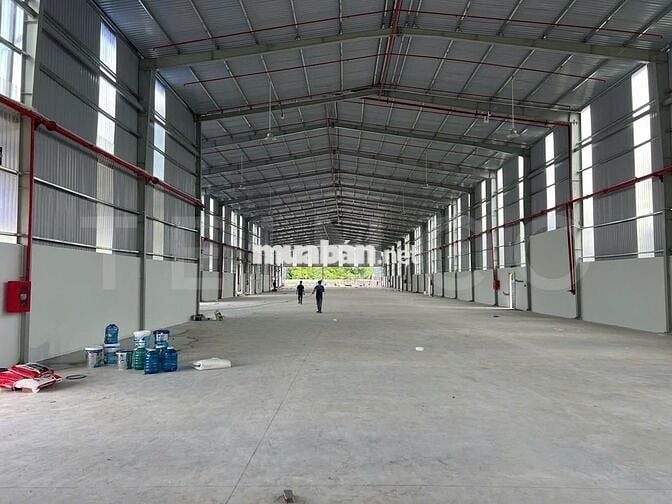 Kho xưởng 4.200m² có PCCC tự động và điện ba pha, đường Quốc Lộ 61C